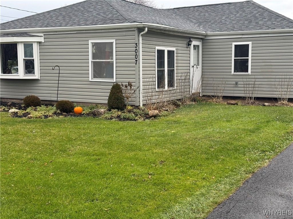 3007 Coomer Road, Newfane, NY 14108