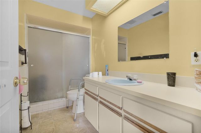 12 CHERRY BLOSSOM LANE, Winter Haven, FL 33884
