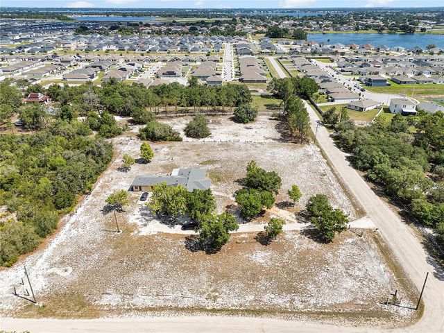 12 CHERRY BLOSSOM LANE, Winter Haven, FL 33884