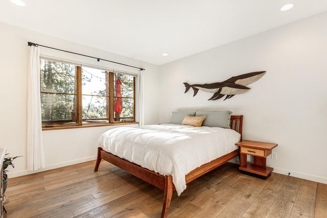 61389 Campbell Court, Bend, OR 97702