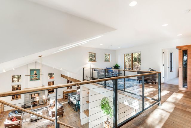 61389 Campbell Court, Bend, OR 97702