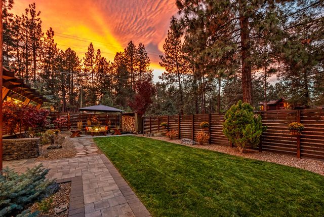 61389 Campbell Court, Bend, OR 97702