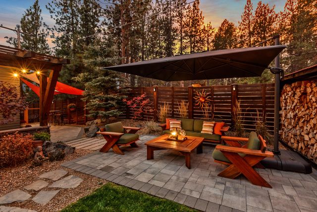 61389 Campbell Court, Bend, OR 97702