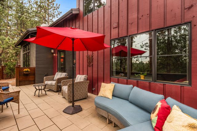 61389 Campbell Court, Bend, OR 97702