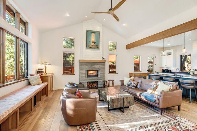 61389 Campbell Court, Bend, OR 97702