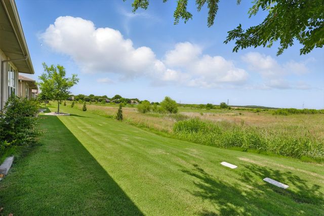 9809 Salford Way, Denton, TX 76207
