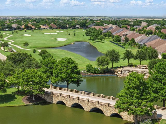 9809 Salford Way, Denton, TX 76207
