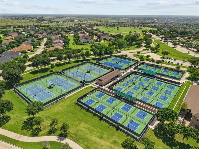 9809 Salford Way, Denton, TX 76207