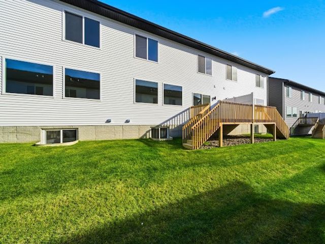 206 NE Doe Pointe Lane, Ankeny, IA 50021