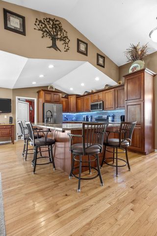 4322 Widgeon Drive, Marion, IA 52302