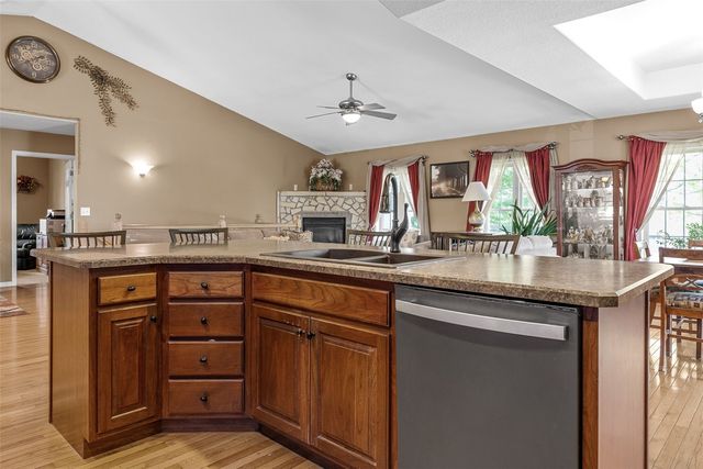 4322 Widgeon Drive, Marion, IA 52302
