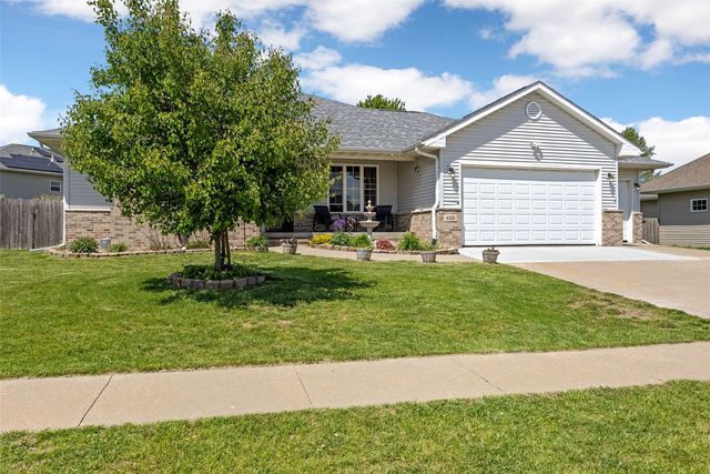 4322 Widgeon Drive, Marion, IA 52302
