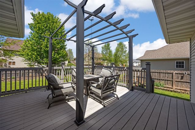 4322 Widgeon Drive, Marion, IA 52302