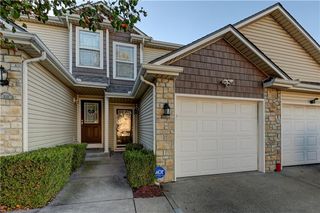 204 N Pointe Lane, Raymore, MO 64083