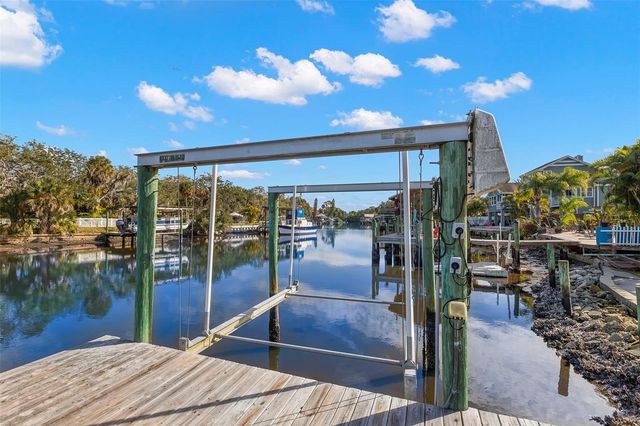 9208 RIVER COVE DRIVE, Riverview, FL 33578