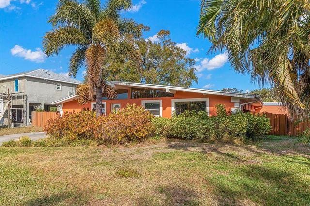 9208 RIVER COVE DRIVE, Riverview, FL 33578