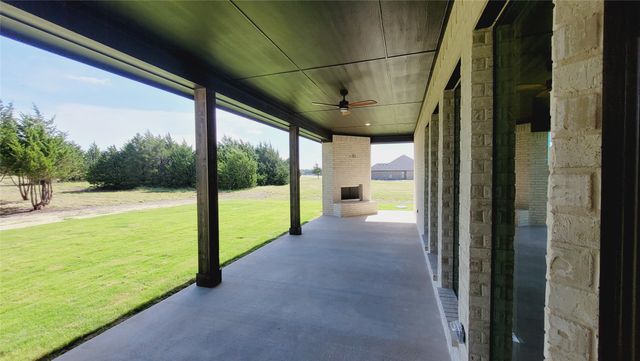 6821 Southrock Drive, Midlothian, TX 76065