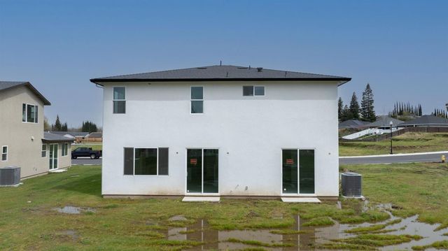 918 Robin Ct, Oakdale, CA 95361