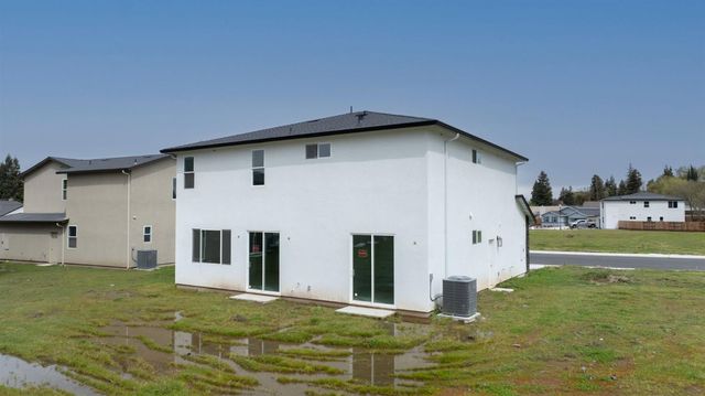 918 Robin Ct, Oakdale, CA 95361