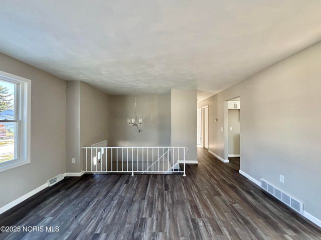 632 Brahier Lane, Maumee, OH 43537