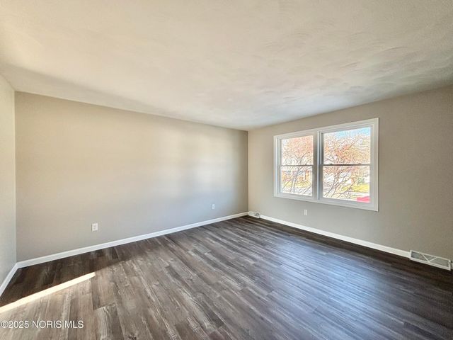 632 Brahier Lane, Maumee, OH 43537