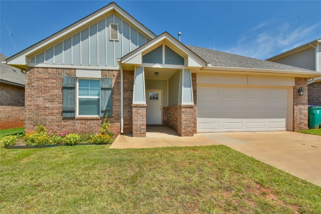 9037 NW 143rd Street, Yukon, OK 73099