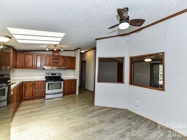 3690 Vickery Drive, Maiden, NC 28650