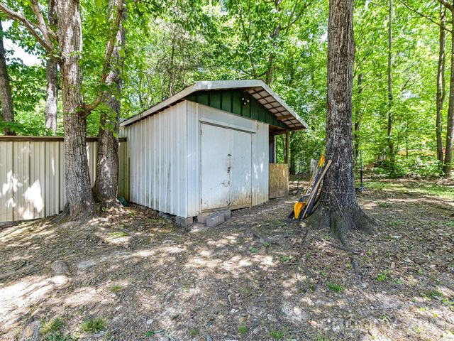 3690 Vickery Drive, Maiden, NC 28650