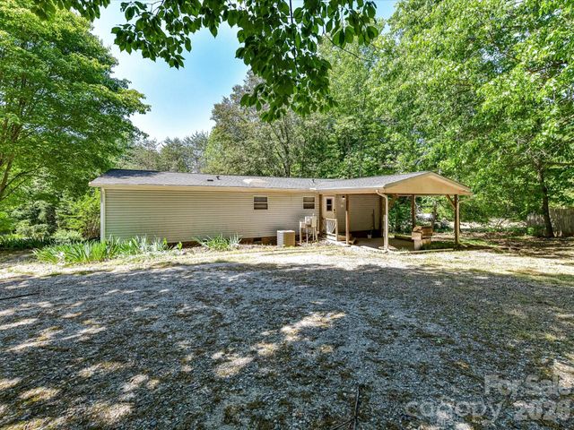 3690 Vickery Drive, Maiden, NC 28650