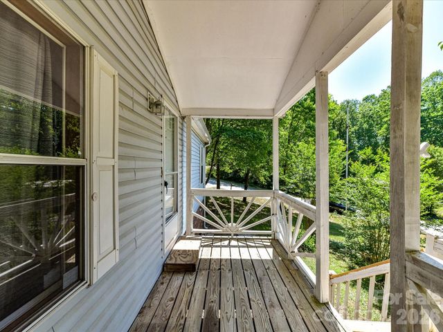 3690 Vickery Drive, Maiden, NC 28650