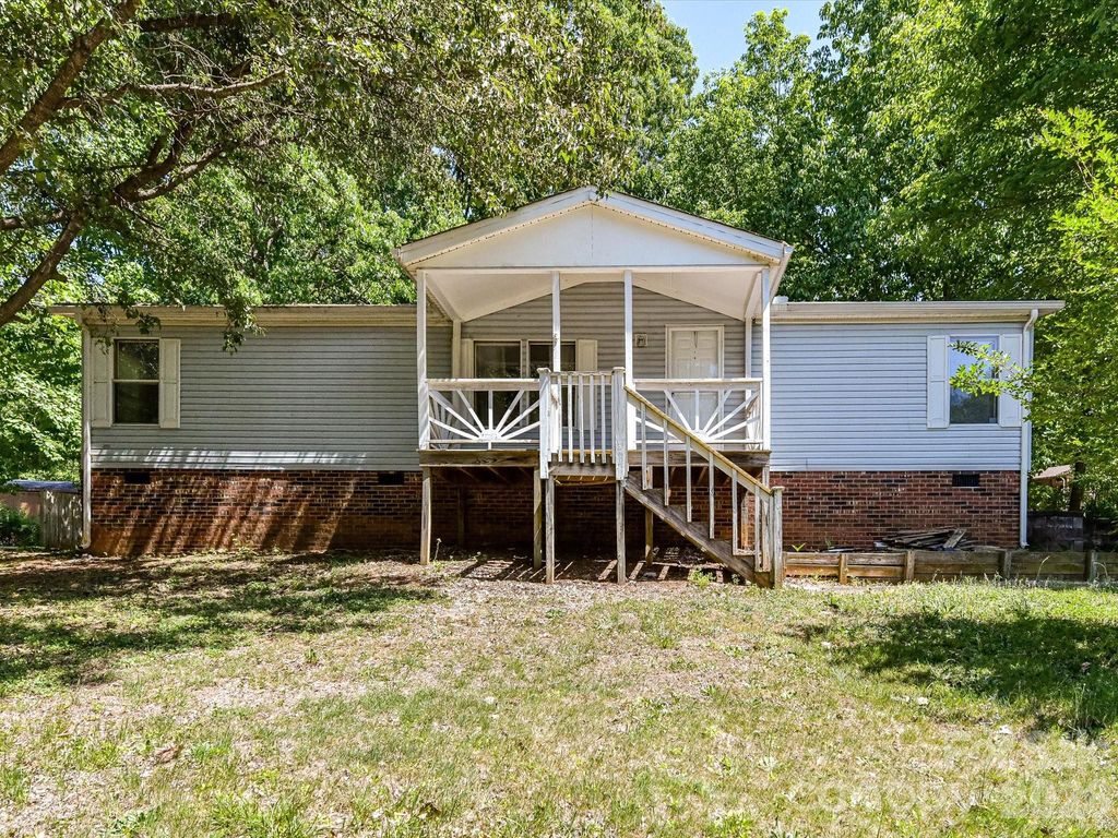 3690 Vickery Drive, Maiden, NC 28650