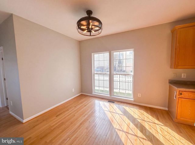 62 STOCKS ST, Lovettsville, VA 20180