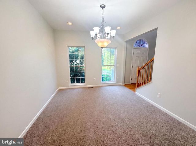 62 STOCKS ST, Lovettsville, VA 20180