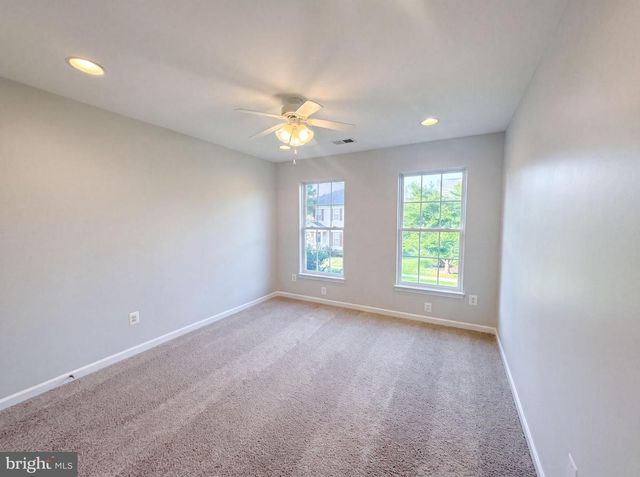 62 STOCKS ST, Lovettsville, VA 20180