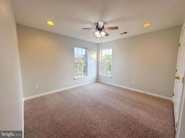 62 STOCKS ST, Lovettsville, VA 20180