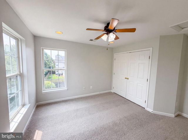 62 STOCKS ST, Lovettsville, VA 20180