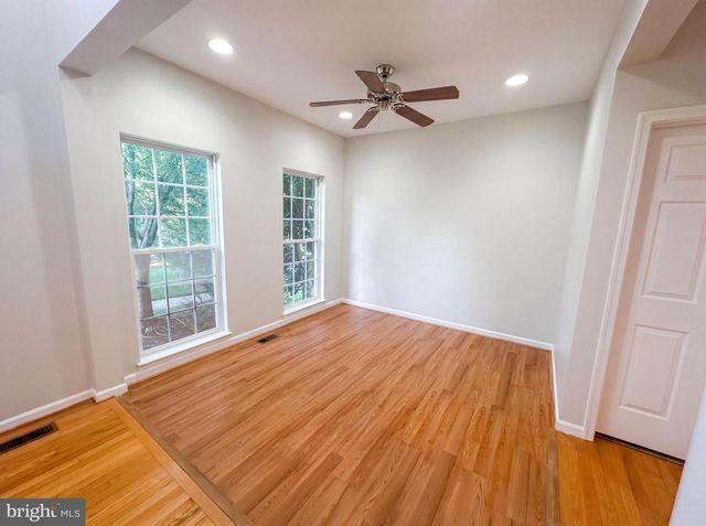 62 STOCKS ST, Lovettsville, VA 20180