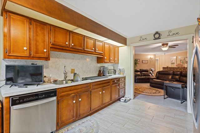 107 Limestone Ln., Conway, SC 29526
