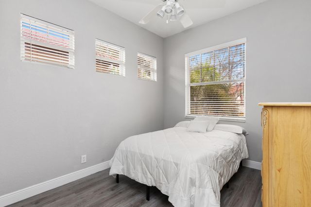 5755 NW 120th Avenue, Coral Springs, FL 33076