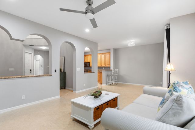 5755 NW 120th Avenue, Coral Springs, FL 33076