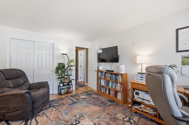 360 Littleton Rd E10, Chelmsford, MA 01824