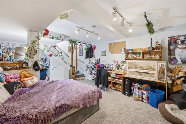 360 Littleton Rd E10, Chelmsford, MA 01824