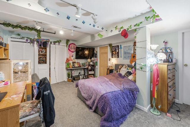 360 Littleton Rd E10, Chelmsford, MA 01824