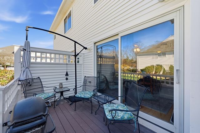 360 Littleton Rd E10, Chelmsford, MA 01824