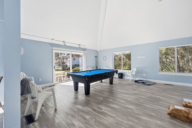 360 Littleton Rd E10, Chelmsford, MA 01824