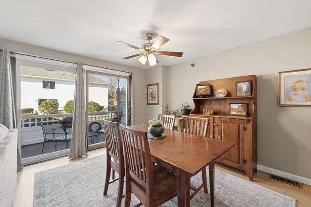 360 Littleton Rd E10, Chelmsford, MA 01824