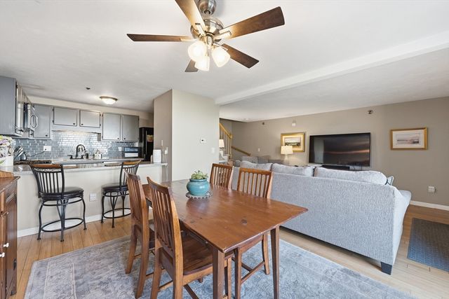 360 Littleton Rd E10, Chelmsford, MA 01824