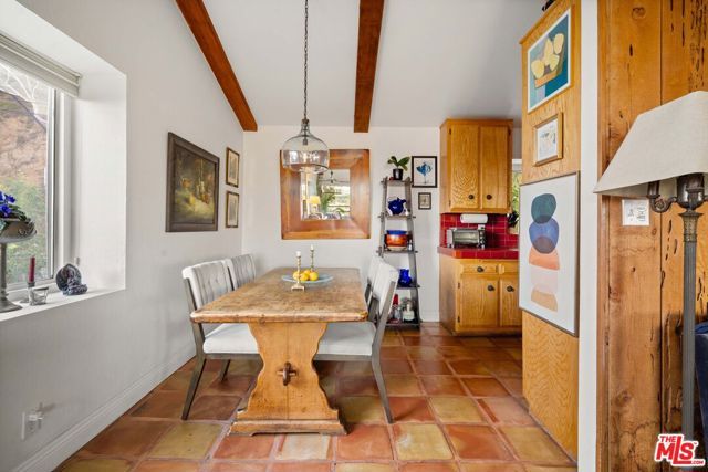 2154 Beech Knoll Road, Los Angeles, CA 90046