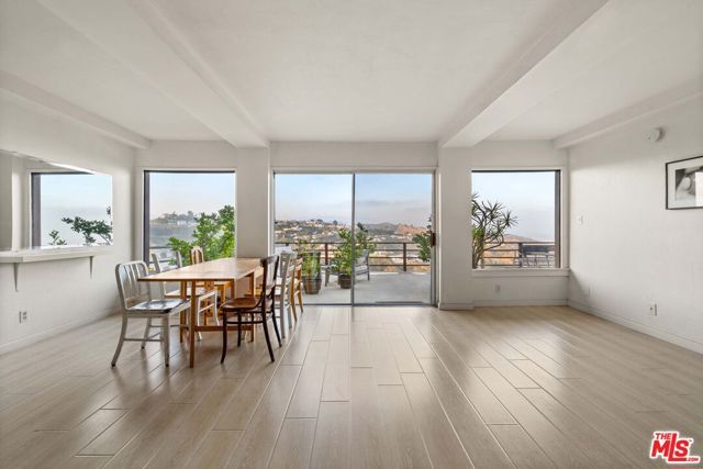 2154 Beech Knoll Road, Los Angeles, CA 90046