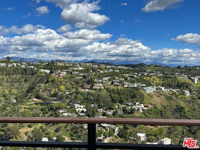 2154 Beech Knoll Road, Los Angeles, CA 90046